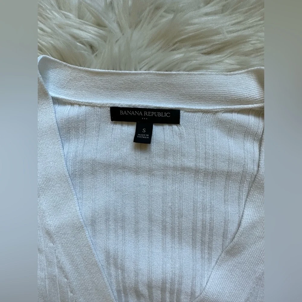 Banana Republic ribbed cardigan - Picture 5 of 6